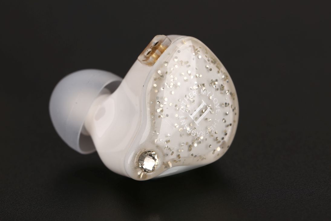 ขายหูฟัง TFZ Mylove II หูฟังอินเอียร์มอนิเตอร์ ถอดสายได้ 2pin ลาย Limited