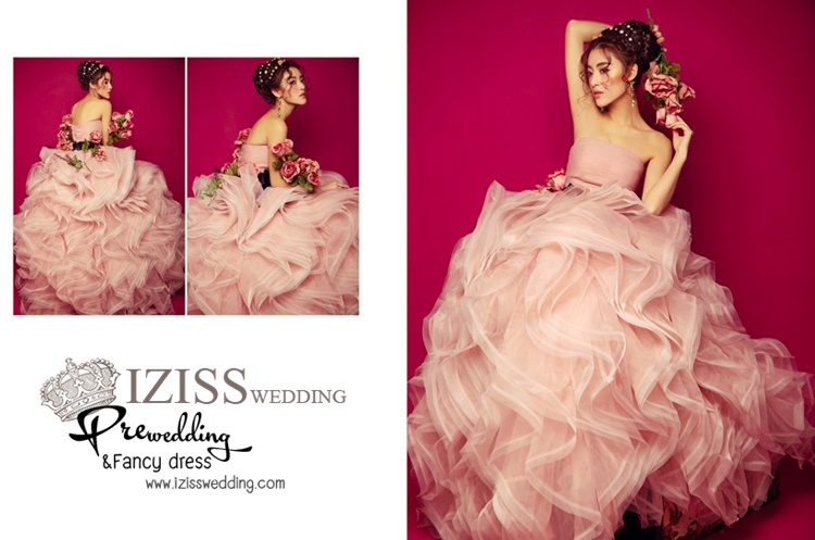 PW286 **พรีออเดอร์สีชมพูนู้ด** ชุดคู่ถ่ายพรีเวดดิ้ง (prewedding dress) & ชุดแต่งงานแฟนซี (Fancy wedding dress)ชายหญิง "ธีมสีชมพู"