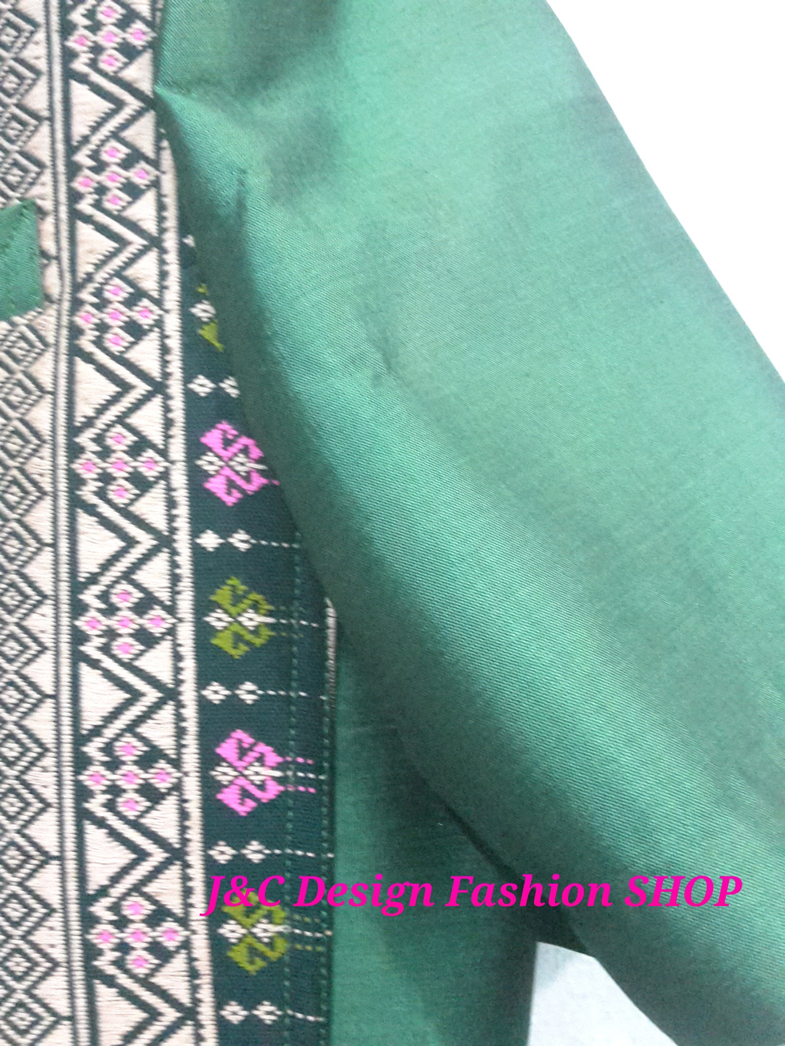 เสื้อสูทชายไหมแท้สีปีกแมลงทับ เสื้อสูทชายไหมแท้ สูทผ้าไทยชาย ซาฟารีผ้าไทยชาย สูทผ้าไหมสีปีกแมลงทับ