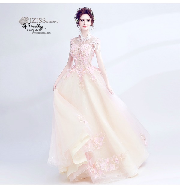 DL054 - **พรีออเดอร์** ชุดราตรี เดรสยาวออกงาน (Night party dresses) ชุดไปงานแต่งงานสวยๆ "ธีมสีครีมปักดอก 3D"