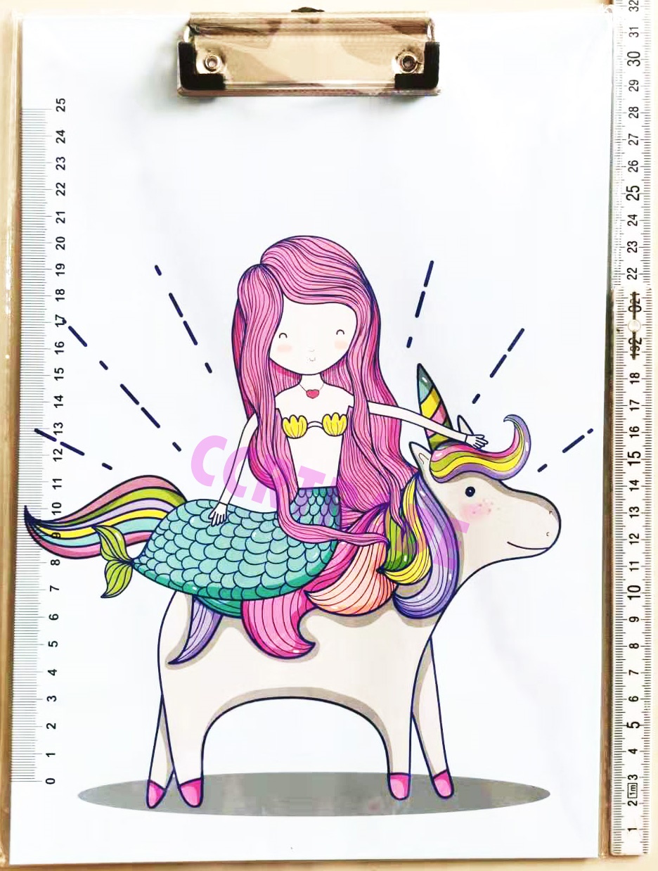 กระดานคลิปบอร์ด A4 ลายเมอร์เมด 22x31.5 ซม.