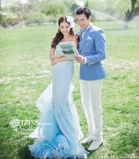 PW382 - **พรีออเดอร์**ชุดคู่ถ่ายพรีเวดดิ้ง (prewedding dress) & ชุดแต่งงานแฟนซี (Fancy wedding dress)ชายหญิง "ธีมสีฟ้า"