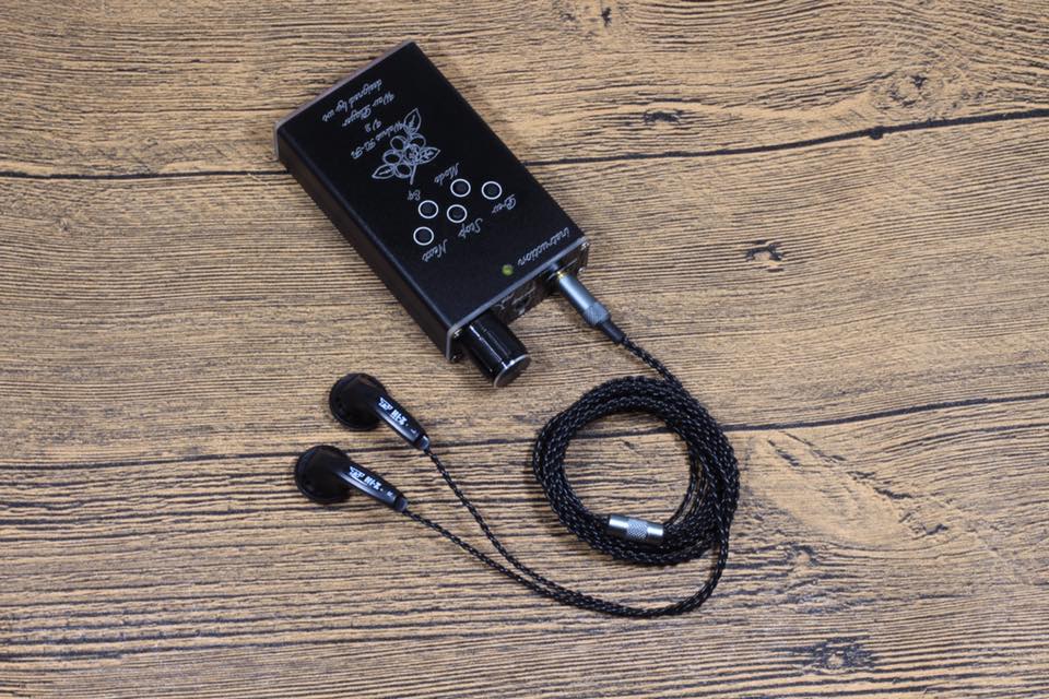 ขาย Walnut V2s MOD !! เครื่องเล่นเพลงพกพาระดับ Budget 4in1 DAP/DAC/AMP/OTG