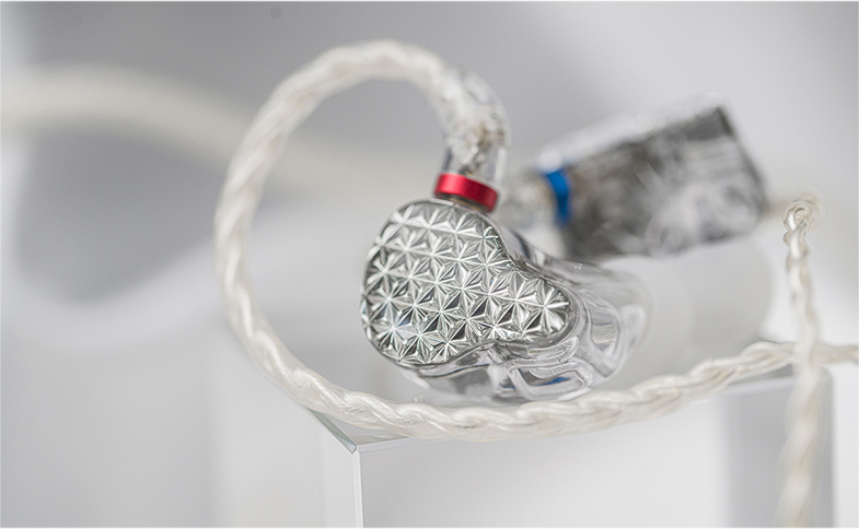 ขาย FiiO FA9 หูฟัง 6 ไดร์เวอร์ Knowles (6BA) 4-way Crossover ปรับแต่งเสียงได้ สาย monocrystalline ถัก8