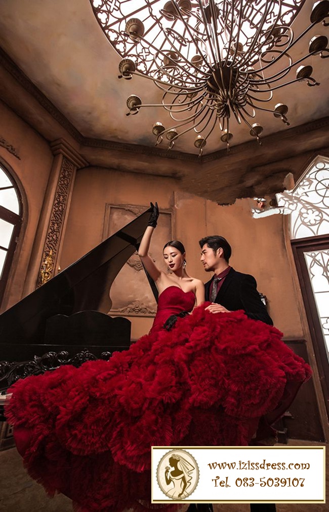PW308 - **เลิกผลิตค่ะ** ชุดคู่ถ่ายพรีเวดดิ้ง (prewedding dress) & ชุดแต่งงานแฟนซี (Fancy wedding dress)ชายหญิง "ธีมสีแดง"