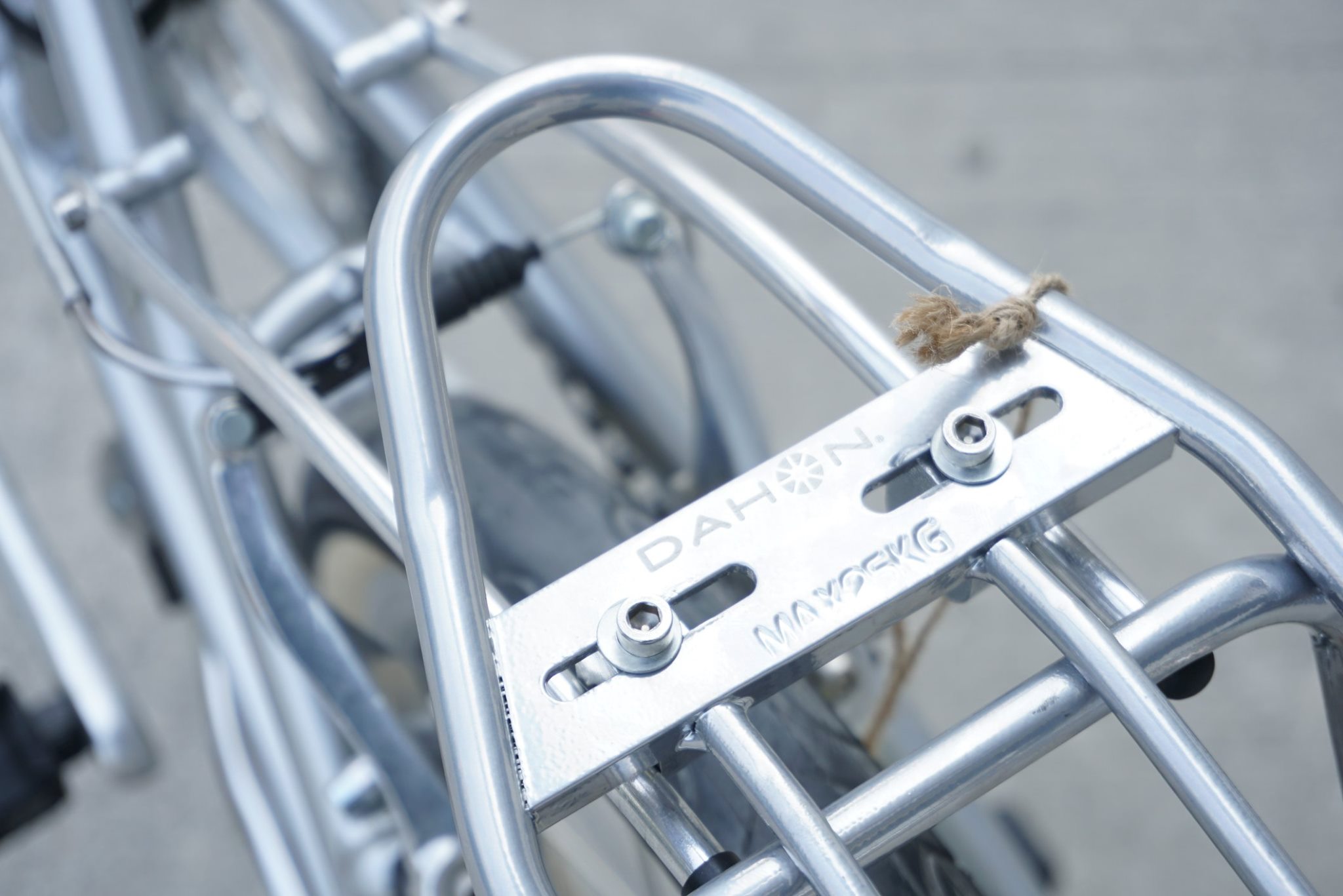 DAHON : Arclite adjustable rack ตะแกรหลังอลูมิเนียม ปรับระดับได้