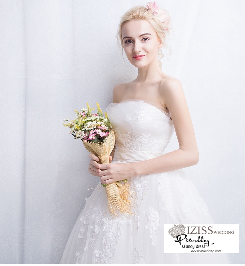 ฺBR113- **พรีออเดอร์**ชุดแต่งงาน&ชุดเจ้าสาวแบบยาวสีขาวเกรดพรีเมี่ยม เกาะอก ดีไซน์หรูหราน่ารัก สวยโดดเด่นไม่ซ้ำใคร