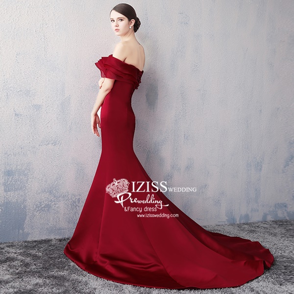 PW486- **พรีออเดอร์ค่ะ**ชุดแต่งงานแฟนซี ชุดเดรสสีแดง ชุดถ่ายพรีเวดดิ้ง (prewedding dress) & ชุดแต่งงานแฟนซี (Fancy wedding dress) "ธีมสีแดง"