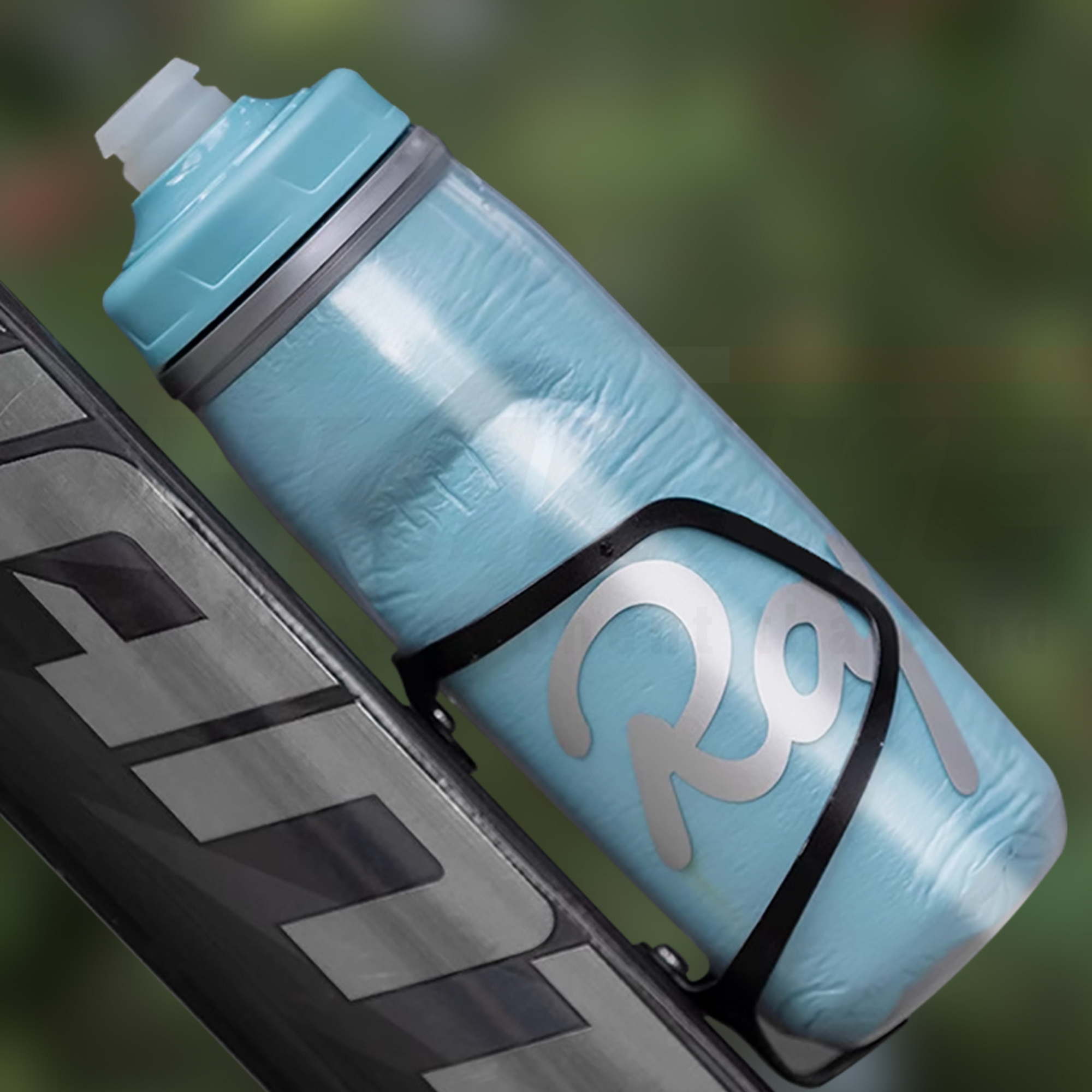 ขวดน้ำเก็บความเย็นปั่นจักรยาน เสือหมอบ เสือภูเขา Rapha insulated 620ml