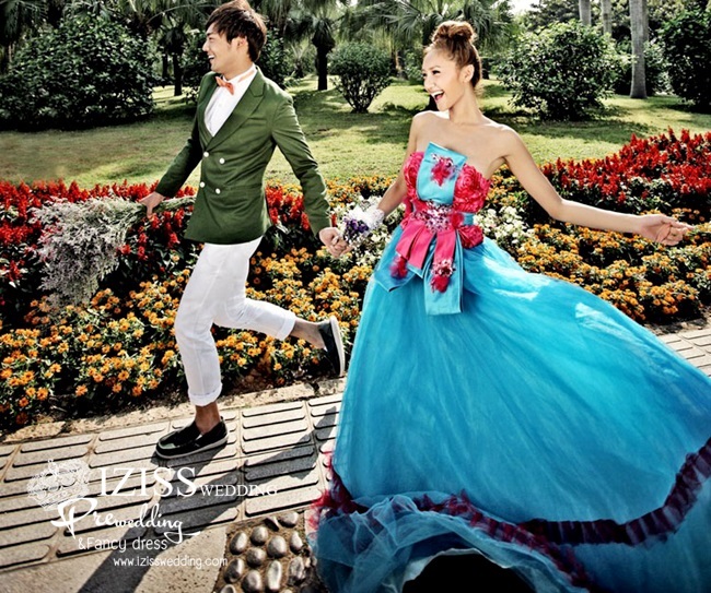 PW177 - Pre order ชุดคู่ถ่ายพรีเวดดิ้ง (prewedding dress) & ชุดแต่งงานแฟนซี (Fancy wedding dress)ชายหญิง "ธีมสีฟ้า-เขียว"