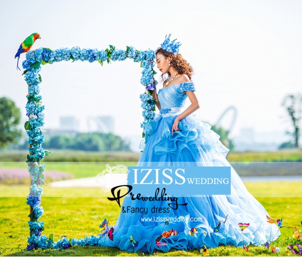 PW270 **พรีออเดอร์** ชุดคู่ถ่ายพรีเวดดิ้ง (prewedding dress) & ชุดแต่งงานแฟนซี (Fancy wedding dress)ชายหญิง "ธีมสีฟ้าน้ำเงิน"