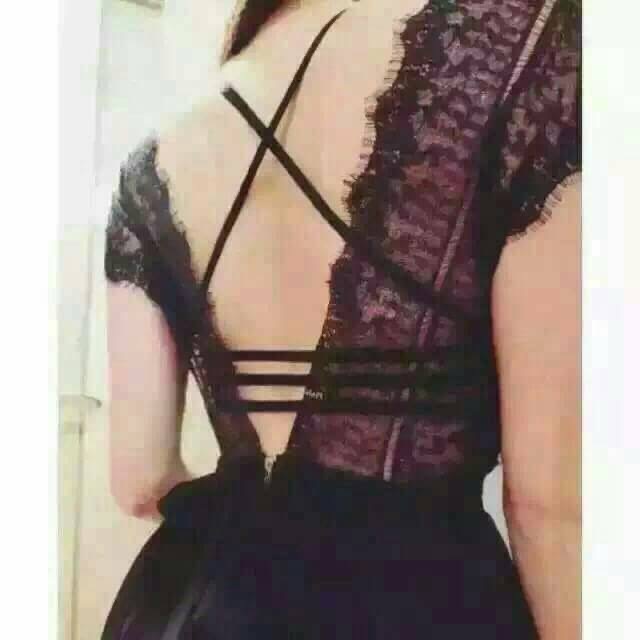 บราสายไขว้