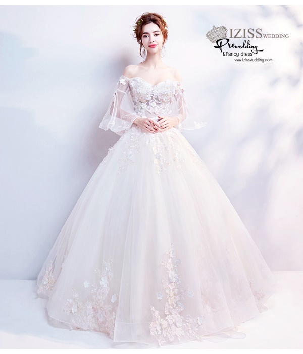 DL032 - **พรีออเดอร์** ชุดราตรี เดรสยาวออกงาน (Night party dresses) ชุดไปงานแต่งงานสวยๆ "ธีมสีขาวดอก 3D"