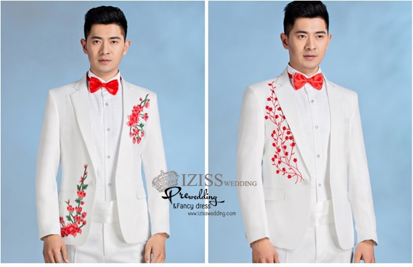 ST068 **พรีออเดอร์**สูทจีนผู้ชายสีขาวแขนยาวลายดอกซากุระสีฟ้า ติดกระดุมสีขาว พร้อมกางเกงสีขาวขาสอบ ชุดสูทเจ้าบ่าว สูทแฟนซี ถ่ายพรีเวดดิ้ง & ชุดแต่งงานแฟนซี (Fancy wedding dress) สูทผู้ชายสีขาว