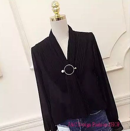 เสื้อทำงานชีฟองเกาหลีอัตพรีทแต่งผ้าพันคอพร้อมห่วงโลหะ เสื้อชีฟองอัดพรีตเกาหลีสวยพร้อมส่ง