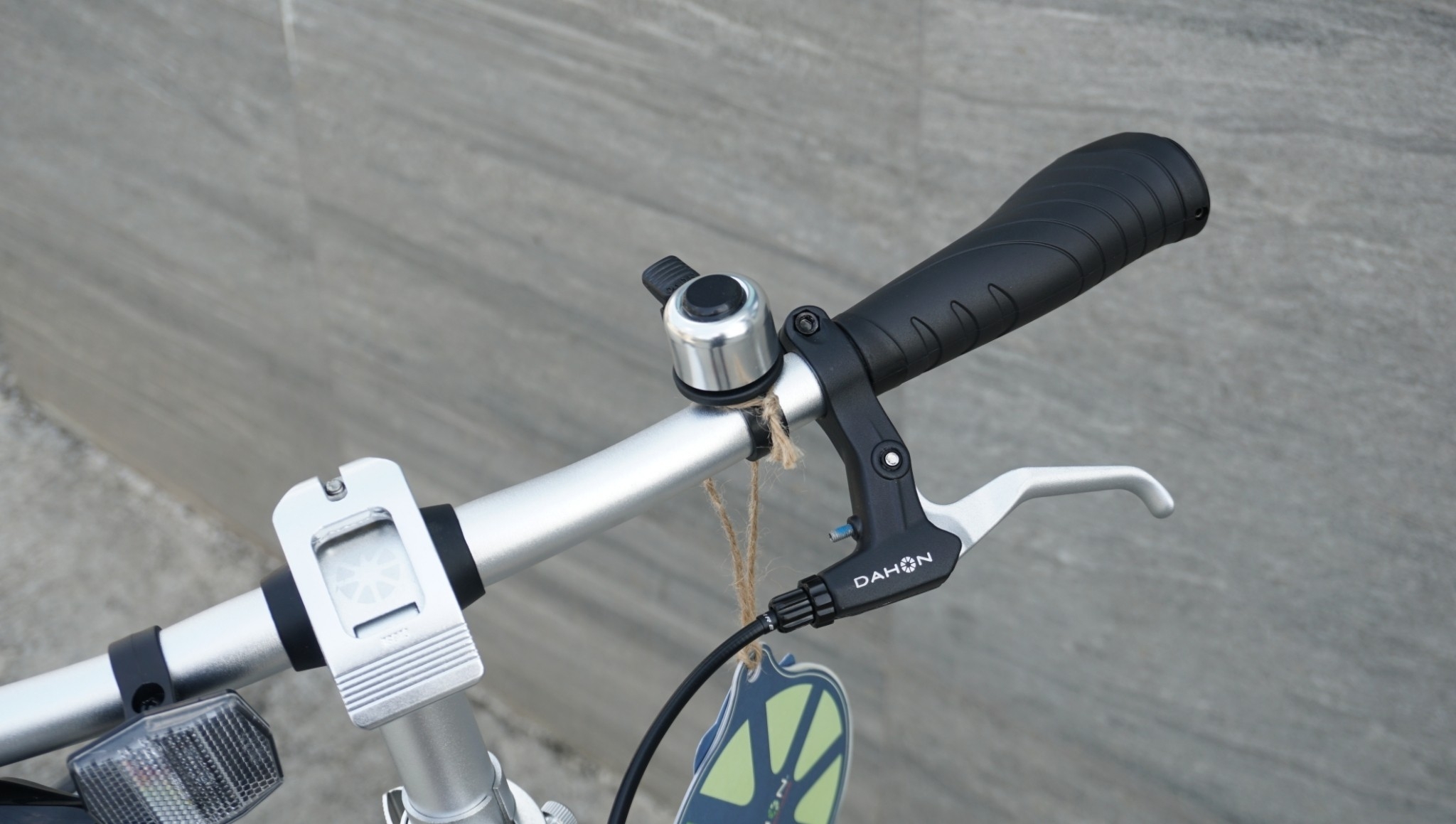 DAHON : Mu D9 จักรยานพับด้ เฟรมอลูมิเนียม 9 สปีด