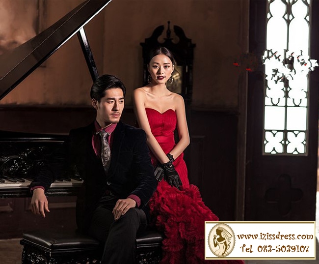 PW308 - **เลิกผลิตค่ะ** ชุดคู่ถ่ายพรีเวดดิ้ง (prewedding dress) & ชุดแต่งงานแฟนซี (Fancy wedding dress)ชายหญิง "ธีมสีแดง"