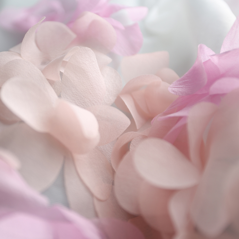 DS034 - **พร้อมส่ง**ชุดราตรีหรู เดรสหน้าสั้นหลังยาวออกงาน (semi-long dresses) ชุดไปงานแต่งงานสวยๆ ชุดยกน้ำชา "ธีมสีขาวดอกไม้"