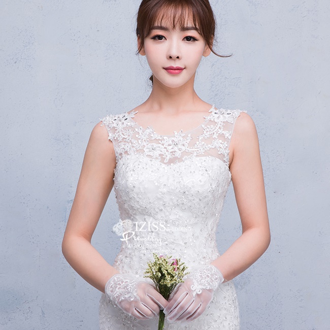 BR234 **พรีออเดอร์**ชุดแต่งงาน&ชุดเจ้าสาวแบบหางปลายาวสีขาวเกรดพรีเมี่ยม เปิดไหล่ มีแขน หรูหราน่ารัก สวยโดดเด่นไม่ซ้ำใคร