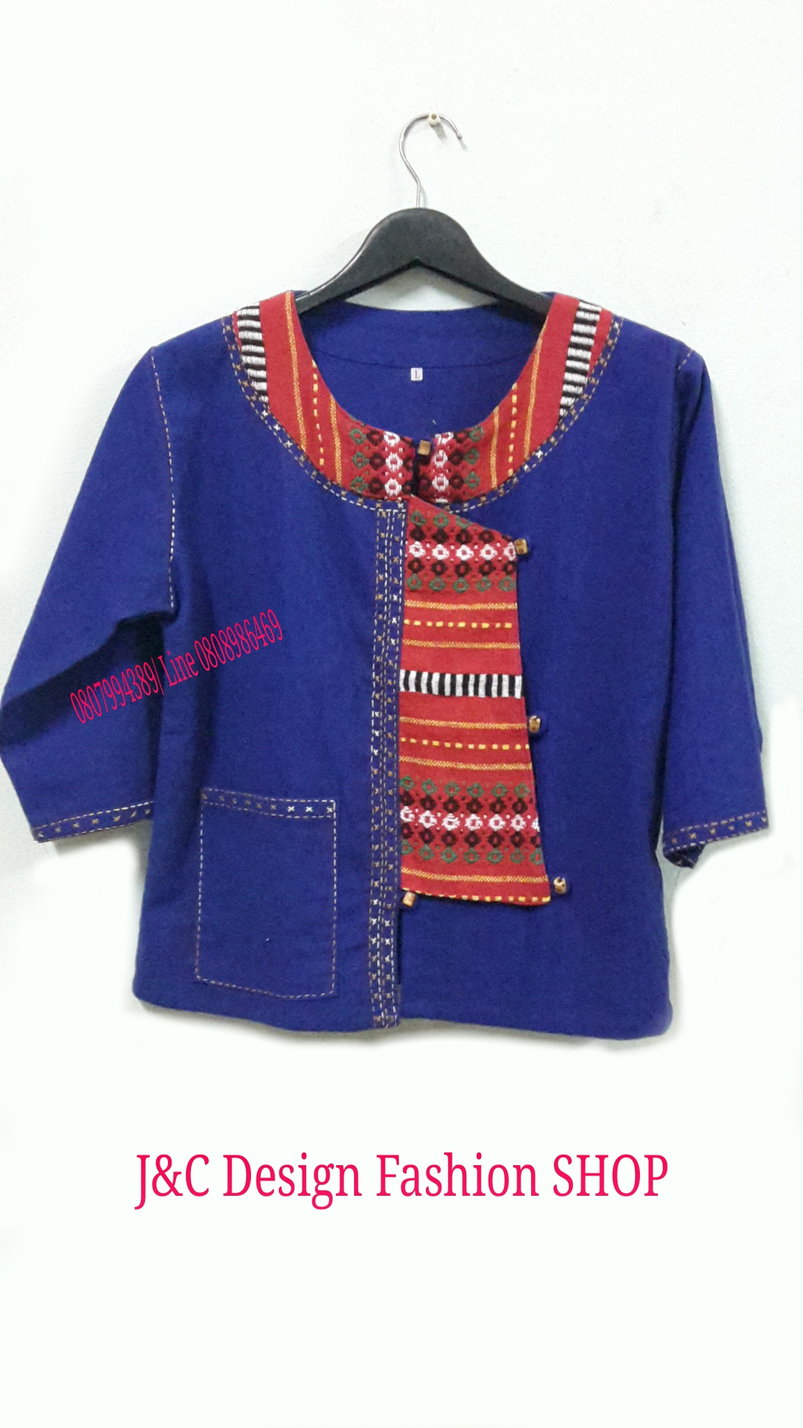 เสื้อม้อฮ่อมสสตรี เสื้อผ้าไทยสตรี เสื้อผ้าฝ้ายภูไท เสื้อผ้าฝ้ายสีน้ำเงิน ตัว