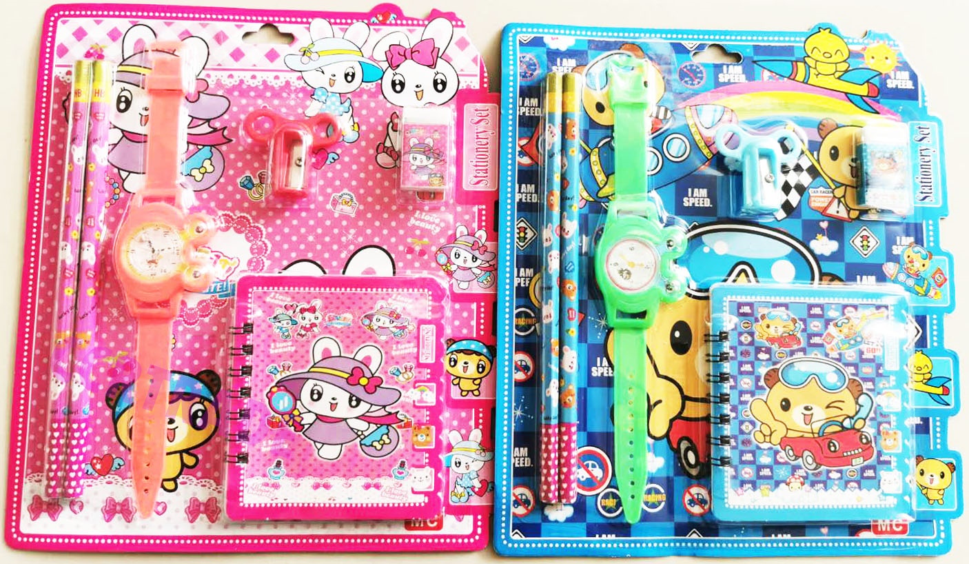ชุดเครื่องเขียน+นาฬิกาวงกตแผงการ์ตูน 22.5 ซม.