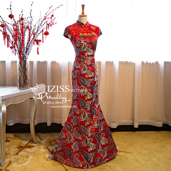 PW530- **พรีออเดอร์ค่ะ**ชุดกี่เพ้าสีแดงแขนสั้น ชุดยกน้ำชา ชุดถ่ายพรีเวดดิ้ง (prewedding dress) & ชุดแต่งงานแฟนซี (Fancy wedding dress) "ธีมสีแดง"