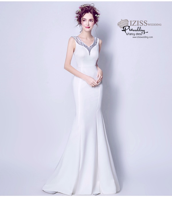 DL057 - **พรีออเดอร์** ชุดราตรี เดรสยาวออกงาน (Night party dresses) ชุดไปงานแต่งงานสวยๆ "ธีมสีขาวแต่งเพชร"