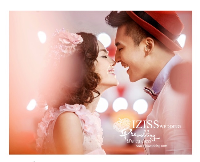 PW064 - **เลิกผลิตค่ะ** ชุดคู่ถ่ายพรีเวดดิ้ง (prewedding dress) & ชุดแต่งงานแฟนซี (Fancy wedding dress)ชายหญิง "ธีมสีชมพู-ขาว"