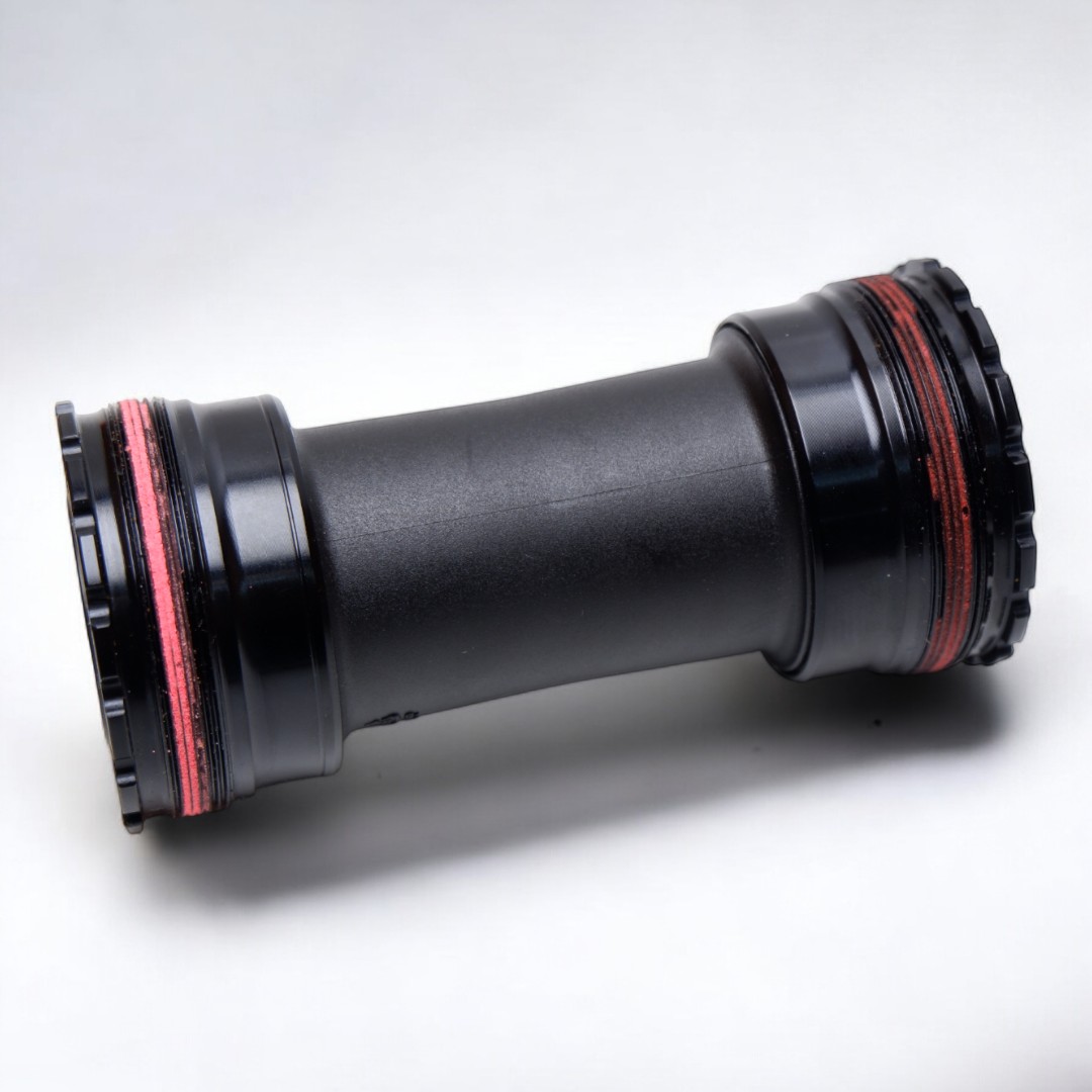 กะโหลก TOKEN BB47V24 (T47 อินบอร์ด / สำหรับขาจาน Shimano 24 มม. / แบริ่งเซรามิก TBT)