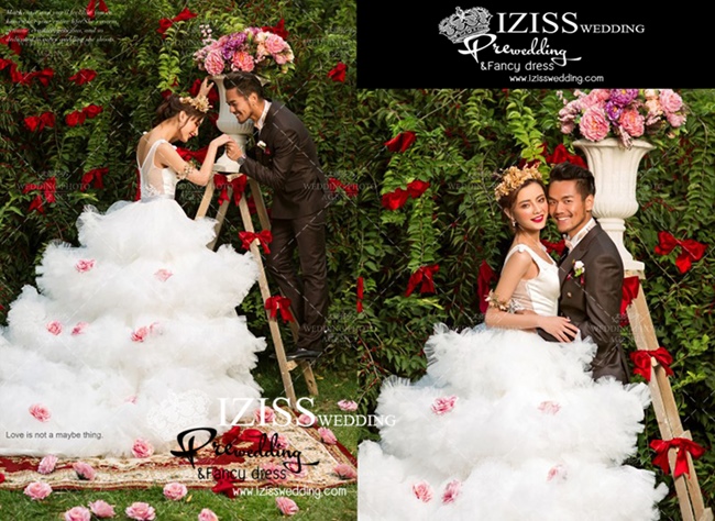 PW247 - **พรีออเดอร์** ชุดคู่ถ่ายพรีเวดดิ้ง (prewedding dress) & ชุดแต่งงานแฟนซี (Fancy wedding dress)ชายหญิง "ธีมสีขาว-น้ำตาลเข้ม"