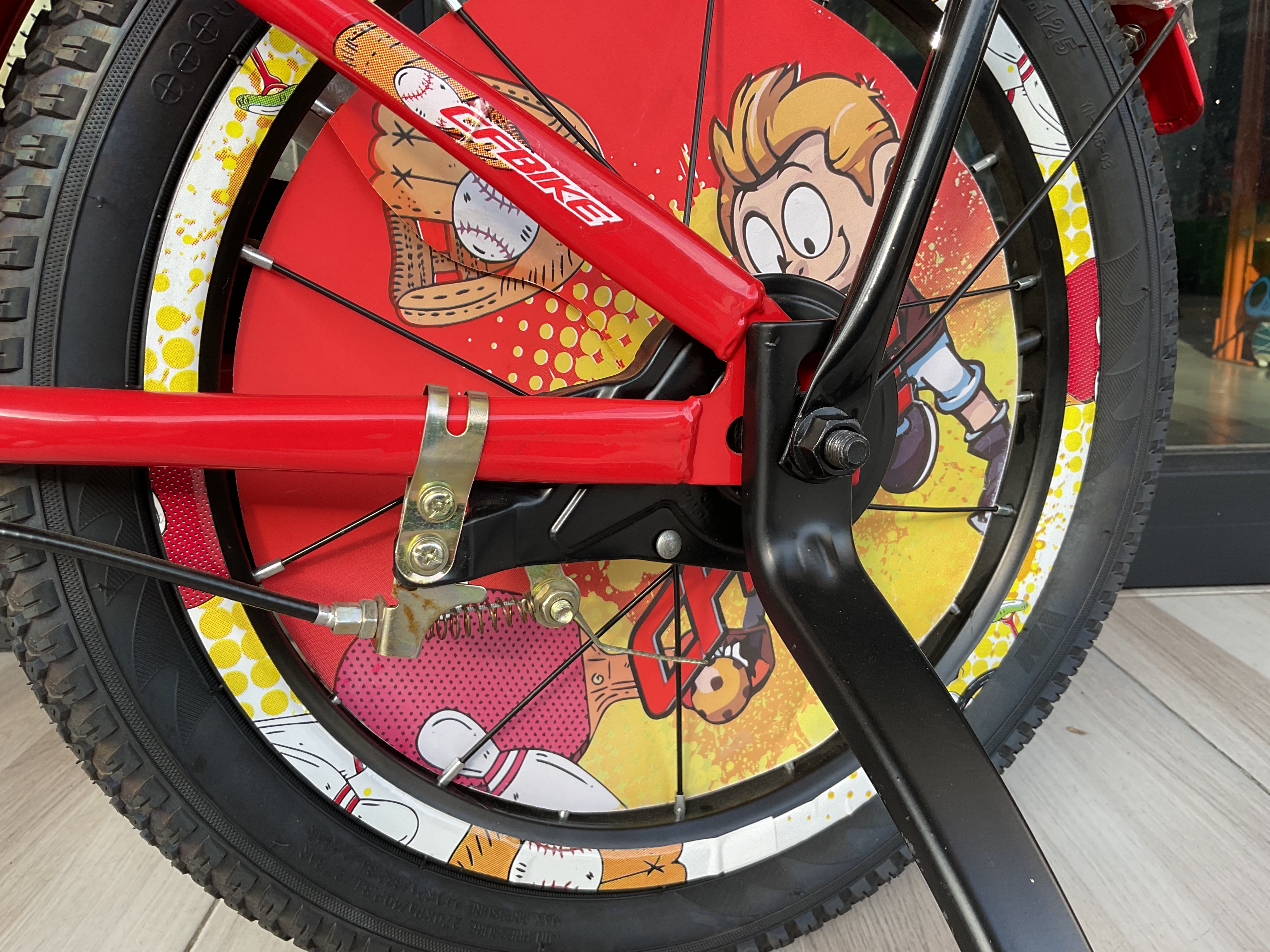 จักรยานเด็ก 16 นิ้ว CFBike สีแดง