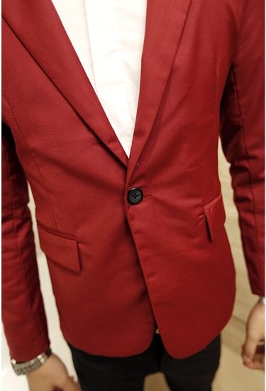 เสื้อสูทแฟชั่น พร้อมส่ง สีแดงเข้ม แขนยาว คอปก แขนแต่งกระดุมด้านหลัง ผ่าหลังเสื้อ ใส่เท่ห์ก็ได้ ใส่หรูก็ได้