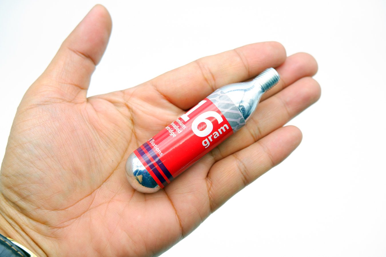 หลอด CO2 ขนาด 16 กรัม เติมลมรถจักรยาน มอเตอร์ไซต์ CO2 carbon dioxide 16g