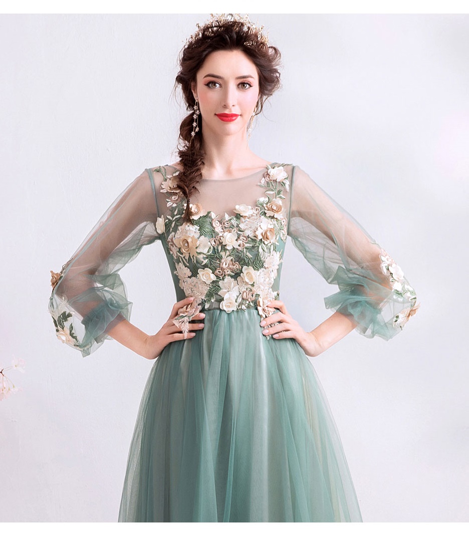 DL103 **พรีออเดอร์** ชุดออกงานสีเขียว ชุดราตรี เดรสยาวออกงาน (Night party dresses) ชุดไปงานแต่งงานสวยๆ "ธีมสีเขียว"