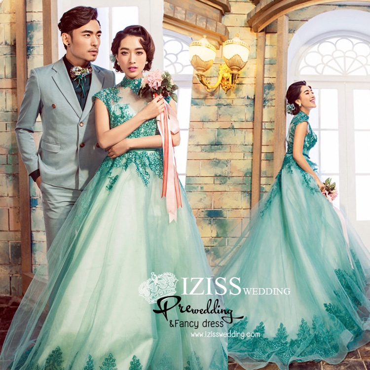 PW340-**พรีออเดอร์**ชุดคู่ถ่ายพรีเวดดิ้ง (prewedding dress) & ชุดแต่งงานแฟนซี (Fancy wedding dress)ชายหญิง "ธีมสีเขียว"