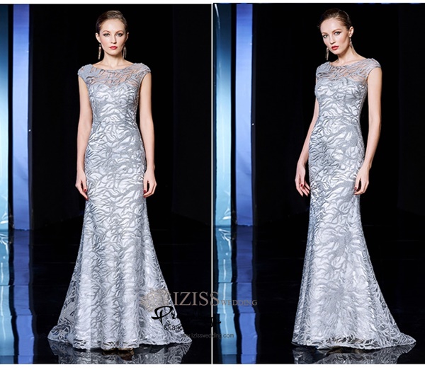 T009 **พรีออเดอร์เดรสชุดเลื่อมสีเทาเงิน**ชุดราตรียาวเลื่อมสีเทาเงินทั้งชุด แขนสั้น เล่นดีเทลซีทรูช่วงอก ปักเลื่อมสีเทาสลับเงิน ลายกิ่งไม้เข้ารูป สวยงามหรูหราไฮโซมากๆ ค่ะ