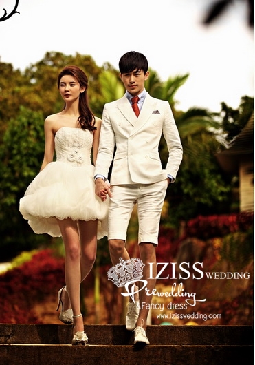 PW269 **พร้อมส่งเฉพาะชุดผู้หญิง** ชุดคู่ถ่ายพรีเวดดิ้ง (prewedding dress) & ชุดแต่งงานแฟนซี (Fancy wedding dress)ชายหญิง "ธีมสีขาว"