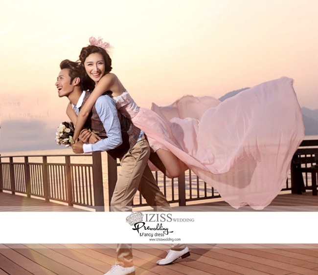 PW029 - **เลิกผลิตค่ะ** ชุดคู่ถ่ายพรีเวดดิ้ง (prewedding dress) & ชุดแต่งงานแฟนซี (Fancy wedding dress)ชายหญิง "ธีมสีชมพู-น้ำตาล"