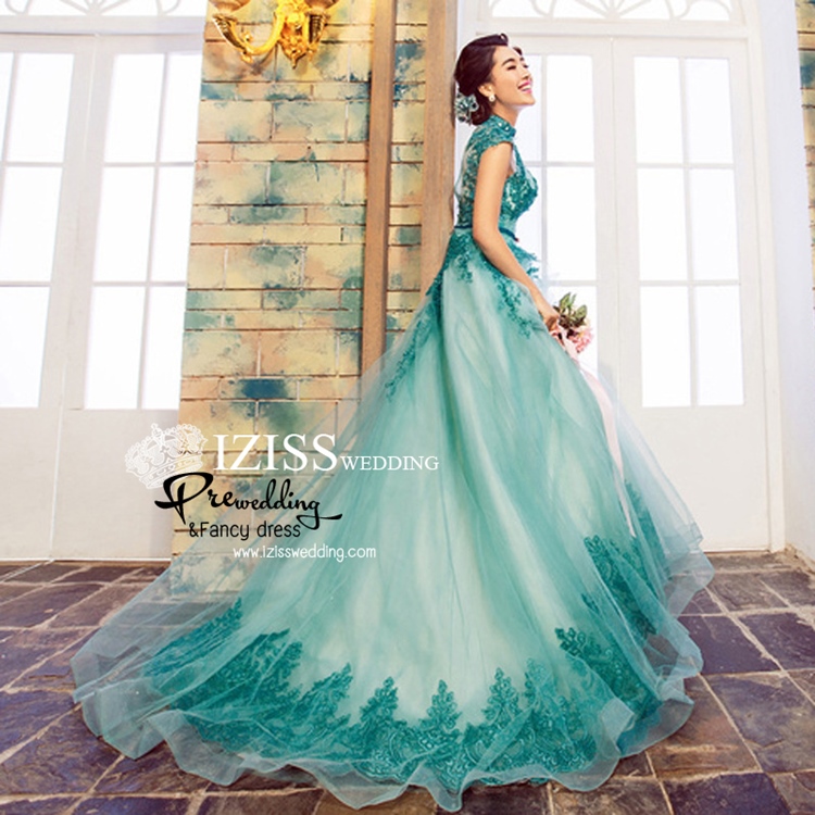 PW340-**พรีออเดอร์**ชุดคู่ถ่ายพรีเวดดิ้ง (prewedding dress) & ชุดแต่งงานแฟนซี (Fancy wedding dress)ชายหญิง "ธีมสีเขียว"