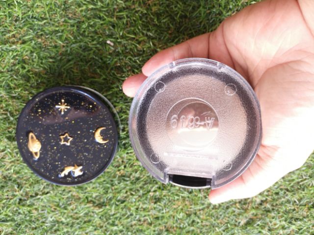 กล่องใส่รีเทนเนอร์ ลายดวงดาว galaxy👍มีกระจก‼️งานสวย วิบวับ ลุคคุณหนูมาก💯พร้อมส่งจากไทย