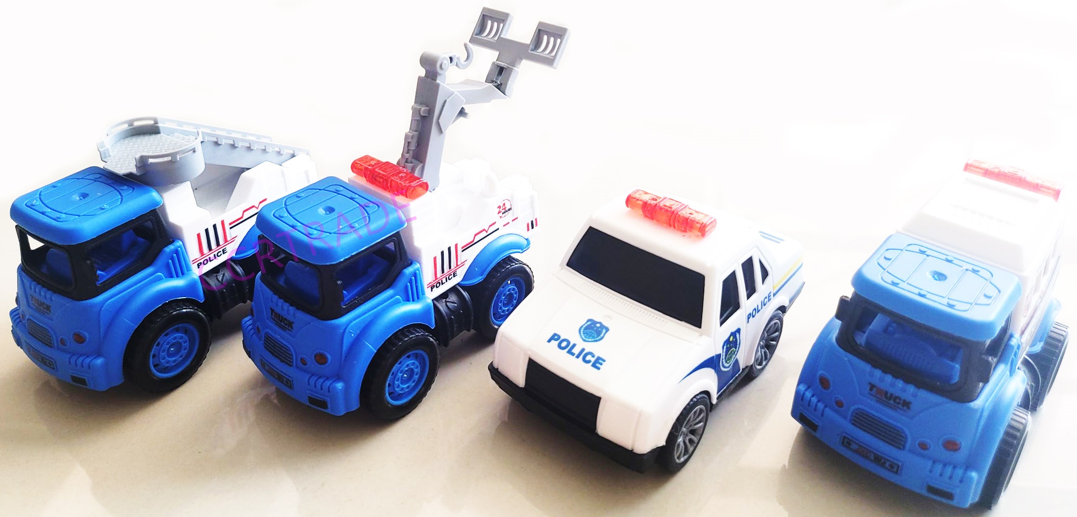 รถตำรวจโมเดล 4 แบบ มีลานถาด 34 ซม.