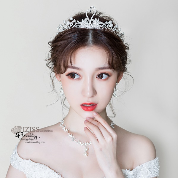 AC022 **พรีออเดอร์**ชุดเทียร่า มงกุฎเพชร ต่างหูและสร้อยคอ ชุดเครื่องประดับเจ้าสาวสวยหรูดุจเจ้าหญิง
