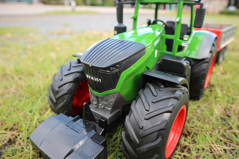 รถไถบังคับวิทยุ + สาลี่ FORD 9020