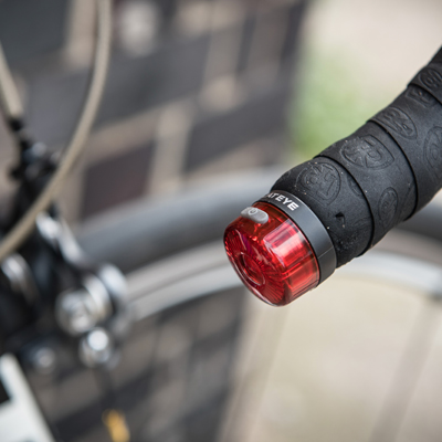 ไฟติดปลายแฮนด์จักรยาน CATEYE LOOP 2 SL-LD140-R-BE