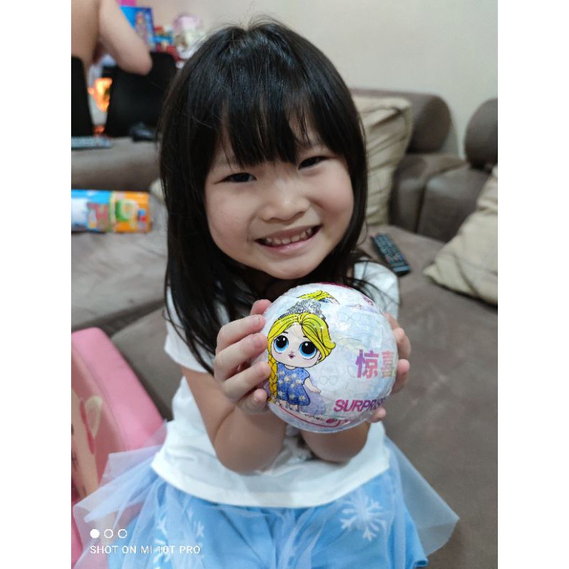 ไข่เซอร์ไพรส์ lol เจ้าหญิง 🎠10*10 เซน 🎠น่ารักมากก 🎀 🦋แจกเด็กๆได้ค่า งานดี