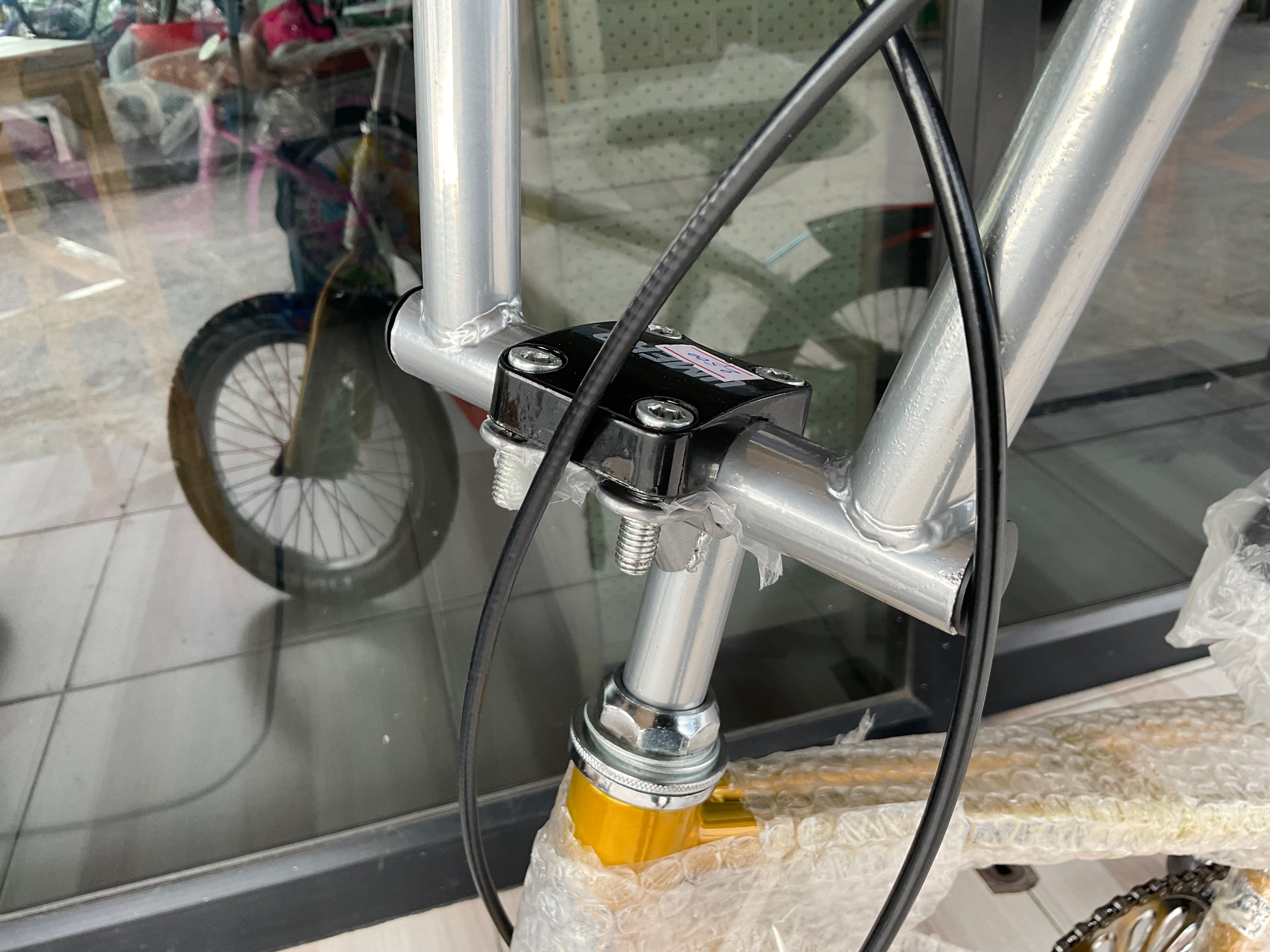 จักรยานเด็ก BMX 16 นิ้ว