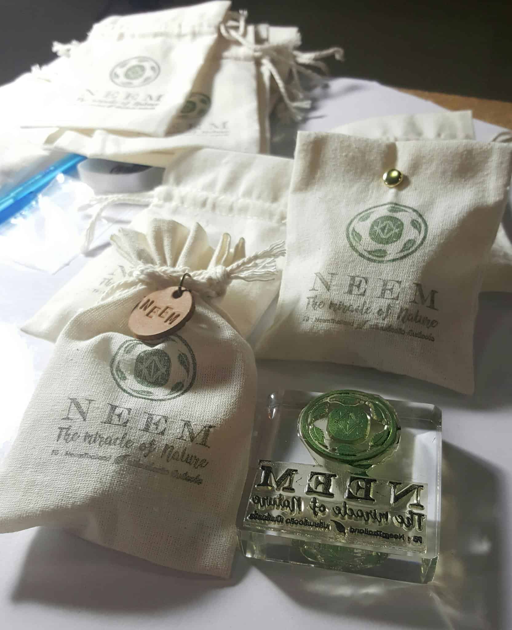 ตรายางปั๊มผ้า ตราปั๊มใส