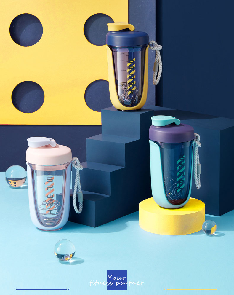 เชคเกอร์พร้อมสปริงบอล Shaker Sport Spring Ball 590 Ml. วัสดุ tritan