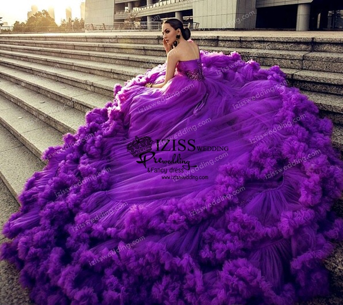 RM020darkpurple **พรีออเดอร์สีม่วงเข้มหางยาว**งานตัดเกรด A ชุดราตรีหรูหรา ชุดแต่งงาน ชุดพรีเวดดิ้งสั่งตัดได้ค่ะ งานเกรดพรีเมี่ยม ตัดเย็บปราณีต สวมใส่สวยงามดุจเจ้าหญิง