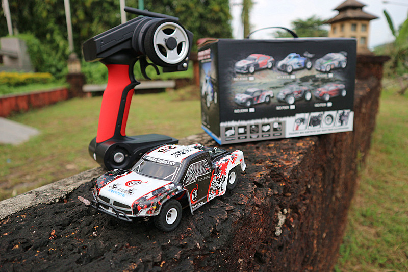 WL-K999 Mini Rc Car 1:28 Hi-Speed 30Km/h